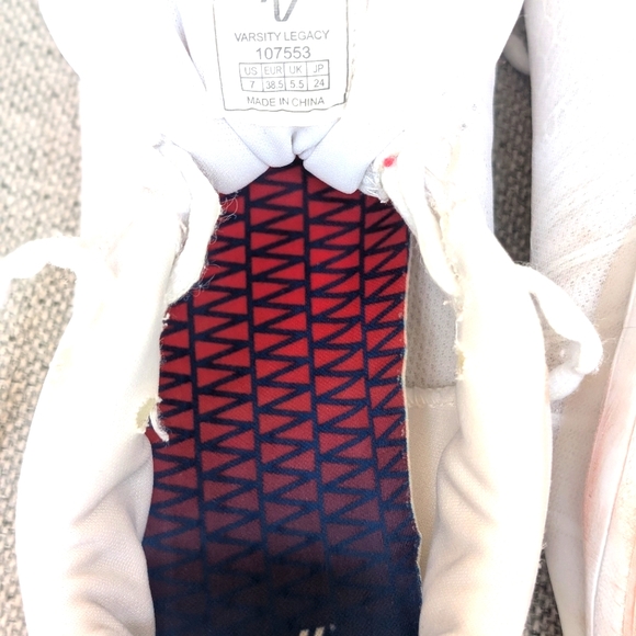 Varsity Legacy Cheer Shoes Size 7 - Picture 4 of 4